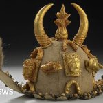 Asante Gold: UK to loan back Ghana's looted 'crown jewels'