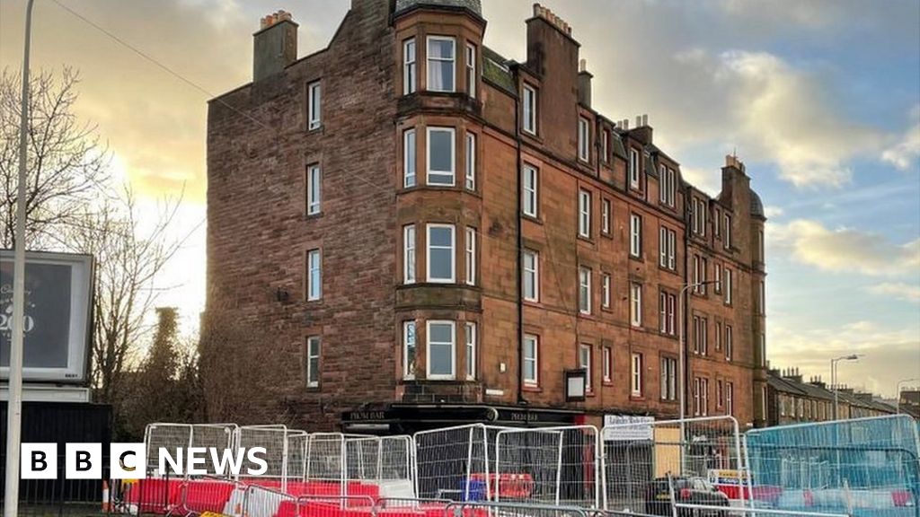 Edinburgh trams and the mystery of the crumbling tenement