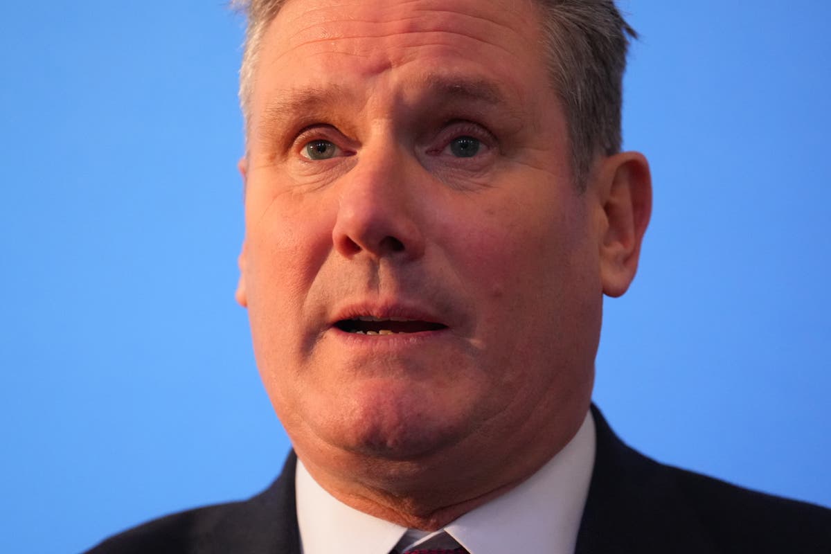 Keir Starmer condemns Tories’ ‘McCarthyite’ anti-woke attacks on UK institutions