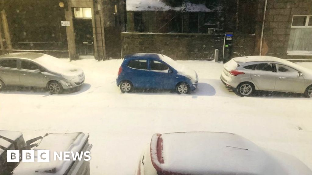 More than 100 north-east schools closed by snow