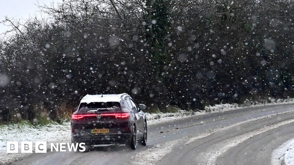 NI weather: Motorists warned over ice and snow on the roads