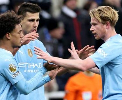 Newcastle United 2-3 Manchester City: Oscar Bobb scores stoppage-time winner