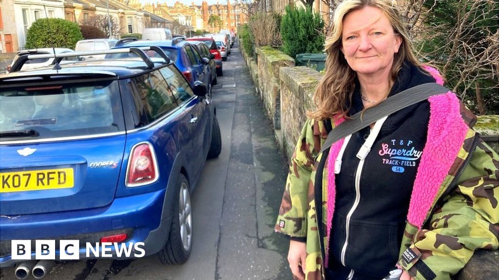 Pavement parking crackdown begins in Edinburgh