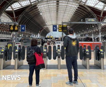 Rail disruption between Reading and Paddington