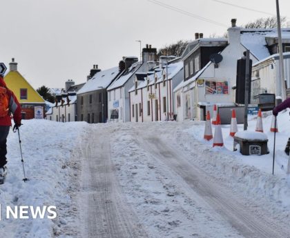 Snow closes schools for a fifth day in Scotland