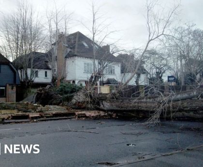 Storm Isha: Thousands without power after strong winds and rain