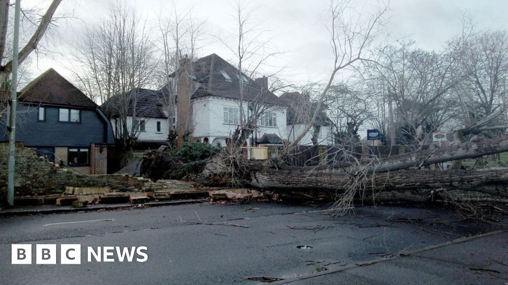 Storm Isha: Thousands without power after strong winds and rain