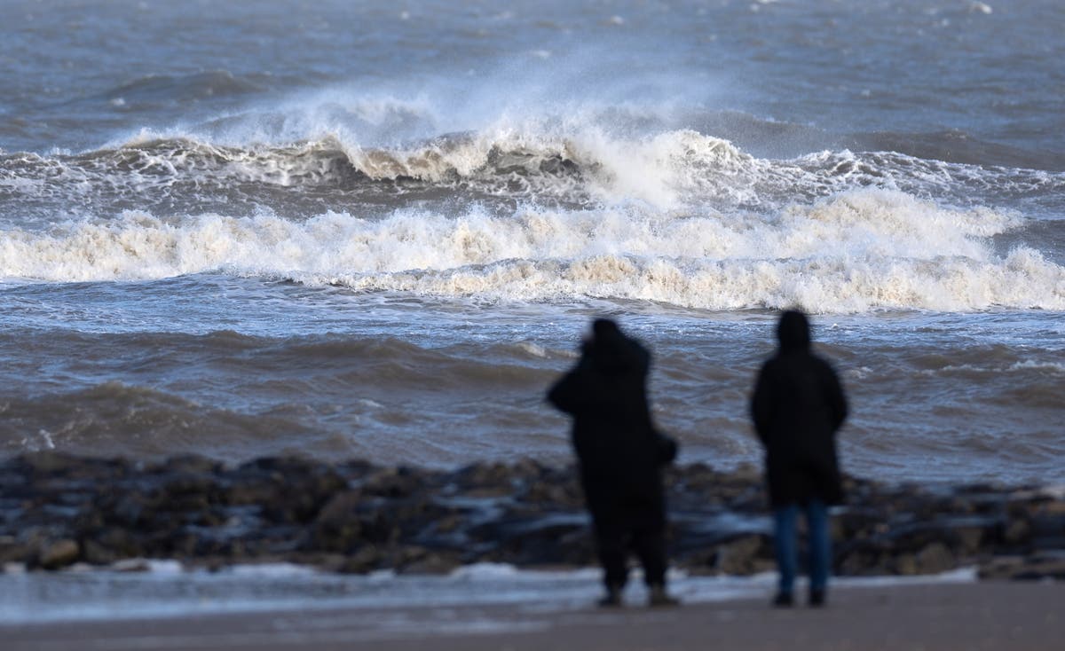 Storm Jocelyn live: UK braces itself for more deadly winds as Met Office issues ‘danger to life’ warning