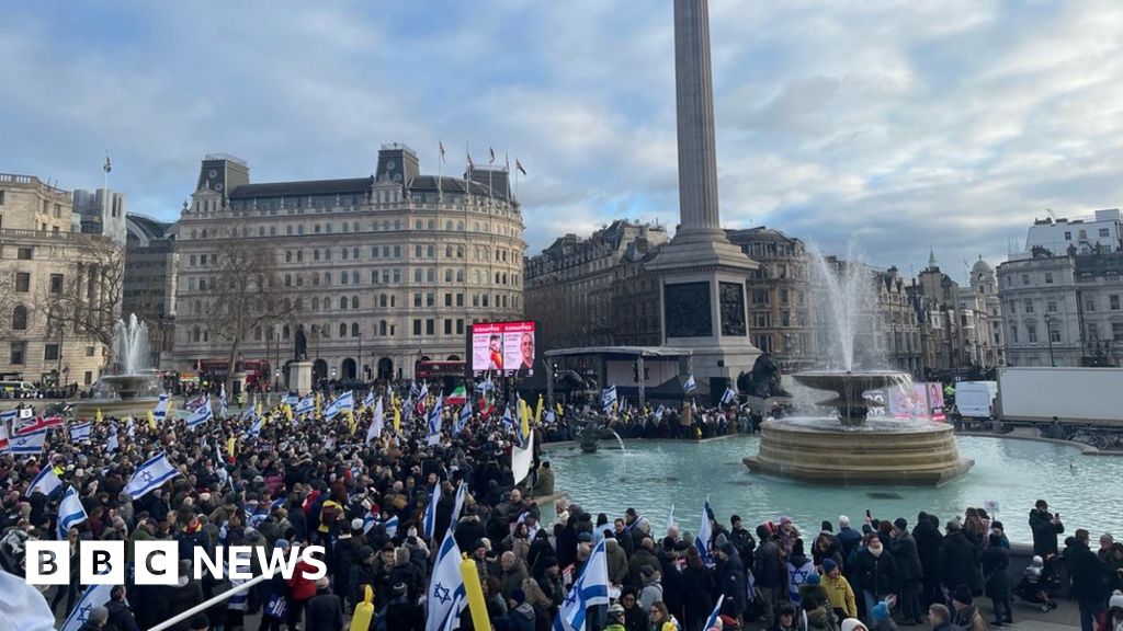 Thousands call for release of hostages at pro-Israel rally in London