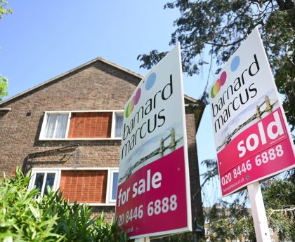 Two major mortgage lenders announce ‘very significant’ rate cuts