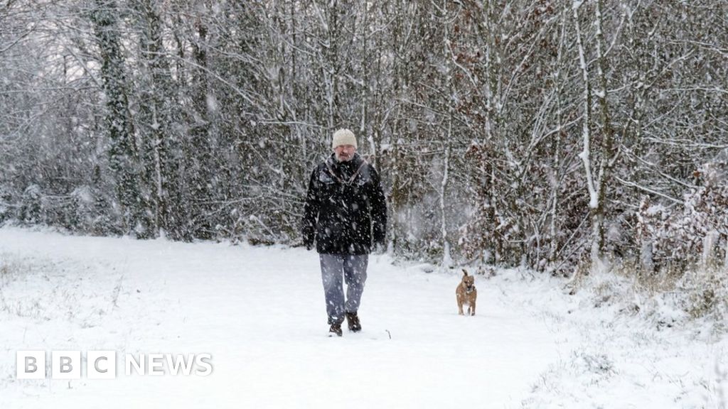 UK weather: Bitter Arctic winds to bring snow to UK this week