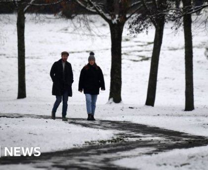 UK weather: Snow hits south-east England as flooding persists