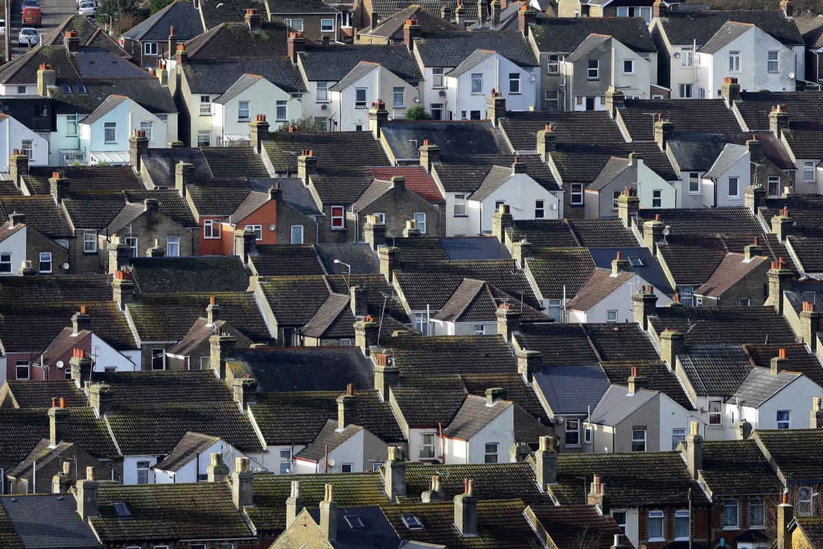 Housing experts fear Hunt’s budget will shun building for borrowing