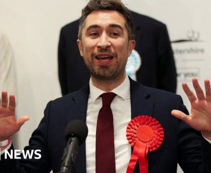 Labour scores double by-election victory over Tories