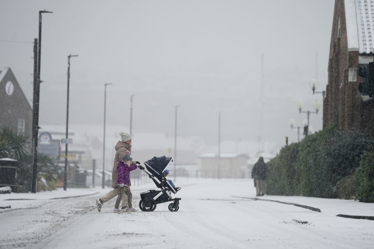 Mapped: Where will snow hit the UK this week as temperatures to plunge to -10C