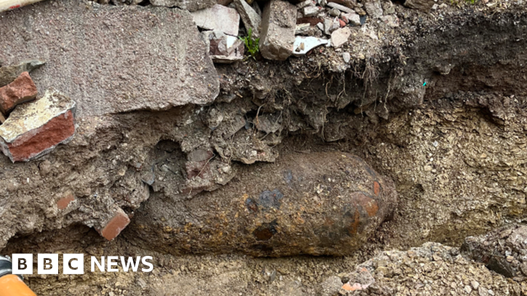 Plymouth unexploded WW2 bomb: Cordon to be extended