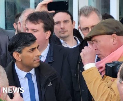 Rishi Sunak backs protesting Welsh farmers