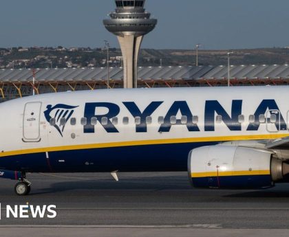 Ryanair warns of 10% fare rise on fewer new planes