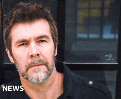 Doctor reveals how 'brutal' therapy tackled Rhod Gilbert's cancer