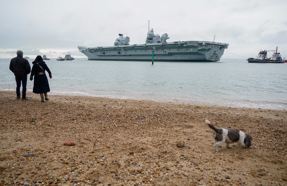 Fresh embarrassment for Navy as fire breaks out on £3bn flagship HMS Queen Elizabeth