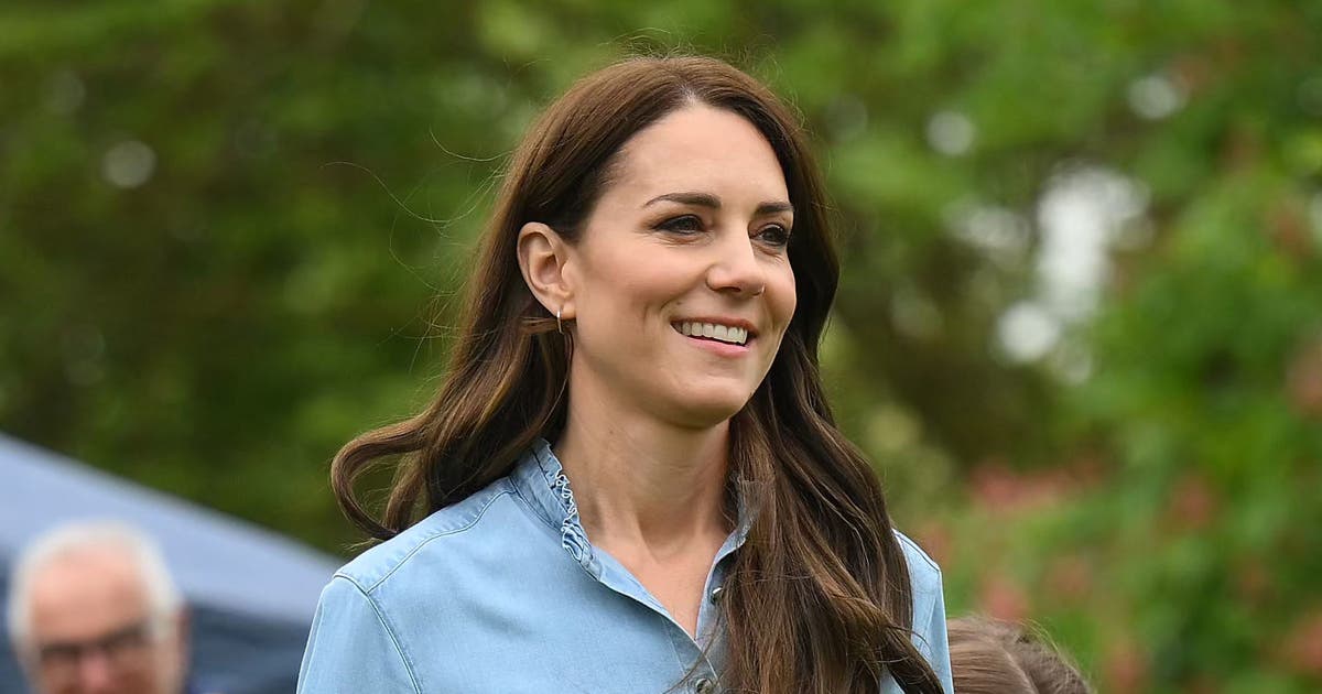 Kate Middleton news: Princess pictured at farm shop as friends say she may speak about health