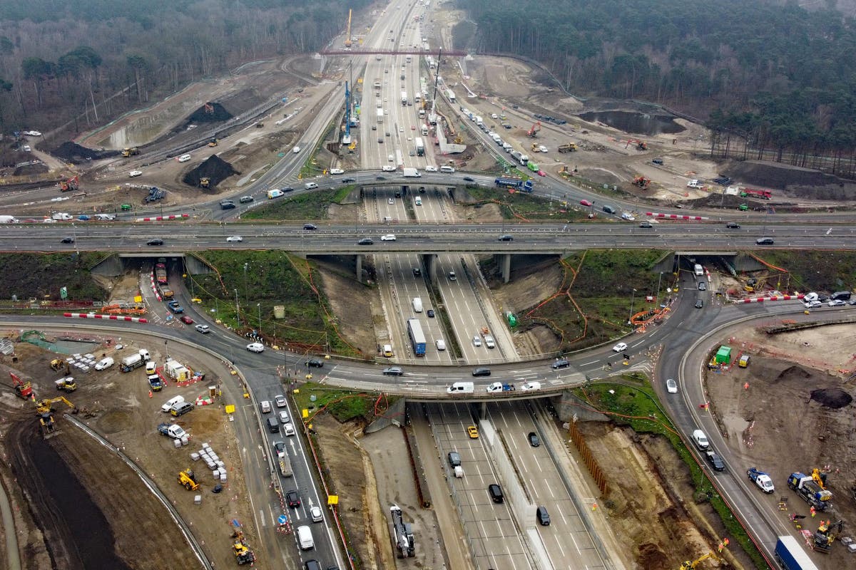 M25 closures - live: Drivers warned of ‘carmageddon’ as junction works to bring major delays