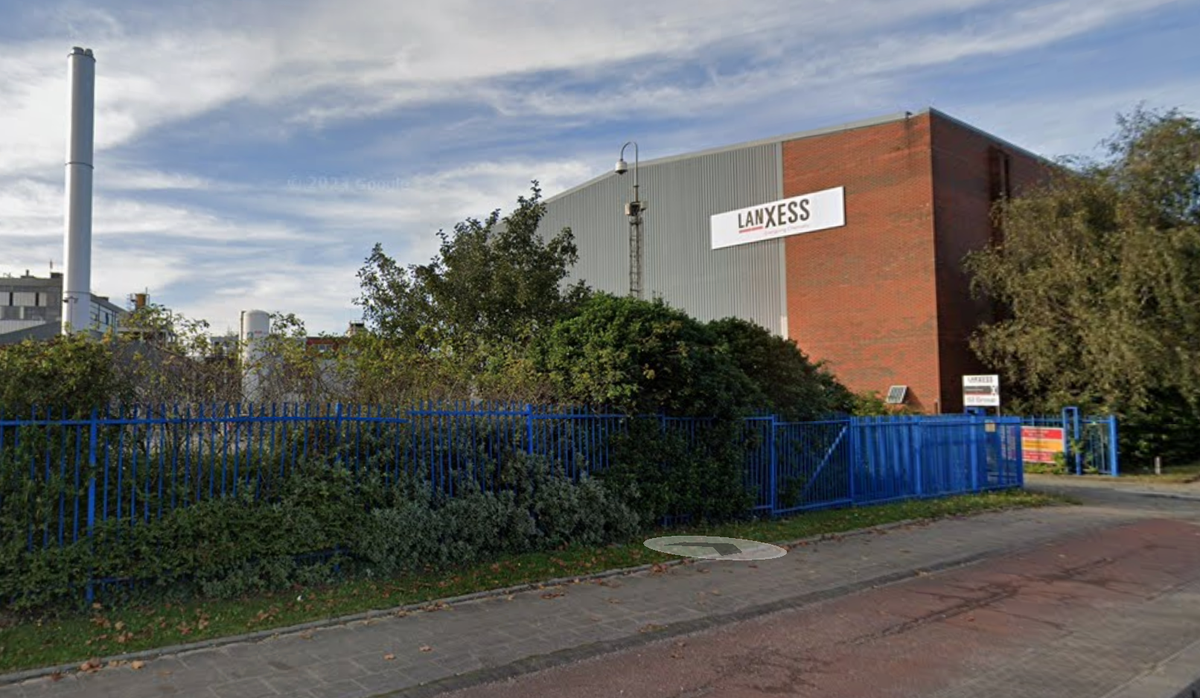 Police order urgent lockdown as ‘hazmat incident’ declared at Manchester business park