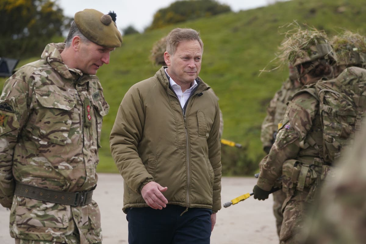 Russia ‘jams signals’ on RAF plane carrying defence minister Grant Shapps