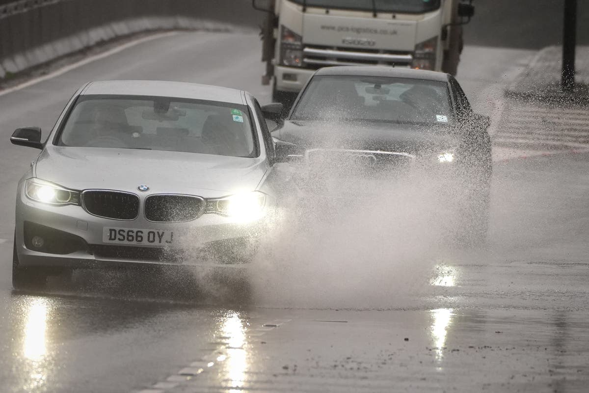 Easter Monday weather: Heavy rain set to end bank holiday in washout as 106 flood alerts in place