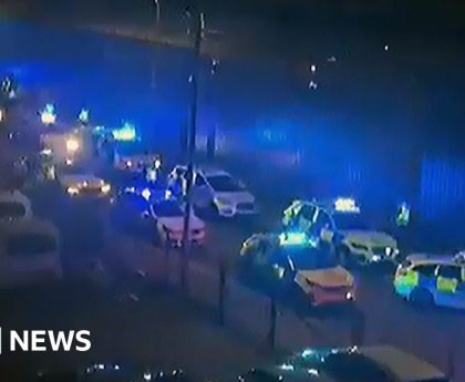 Large-scale police response to disorder in Glasgow