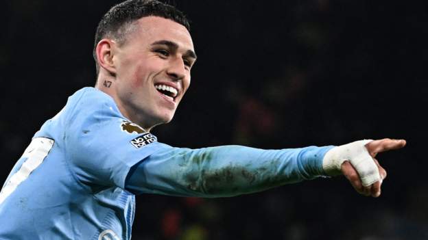 Manchester City 4-1 Aston Villa: Phil Foden hits stunning hat-trick in victory at Etihad Stadium