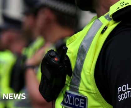 Police feel 'vulnerable' due to staffing - watchdog