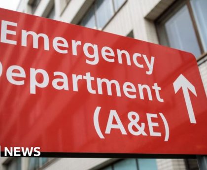 NI Health: More than 800 people waiting for emergency department treatment