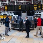 Train delays between London and Reading after derailment